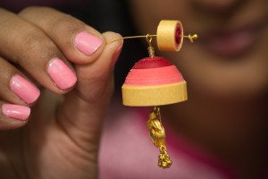 diy quilled paper jhumka