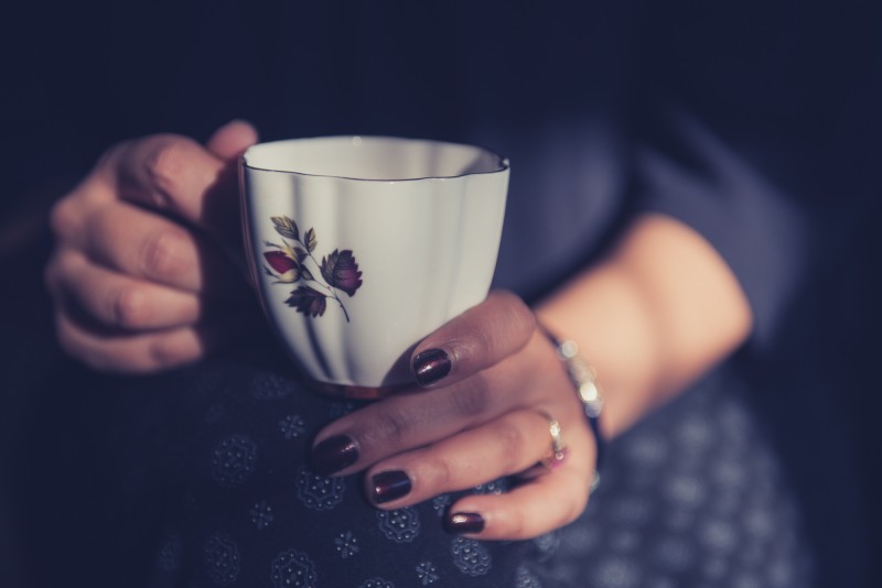 how to support a blogger you love