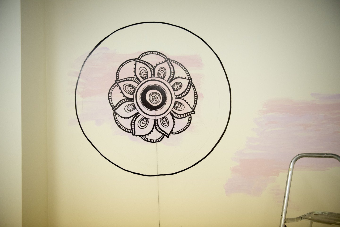DIY Mandala Wall Art | With a Sharpie and no stencils! 