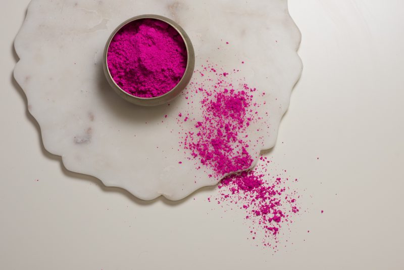 how to celebrate holi