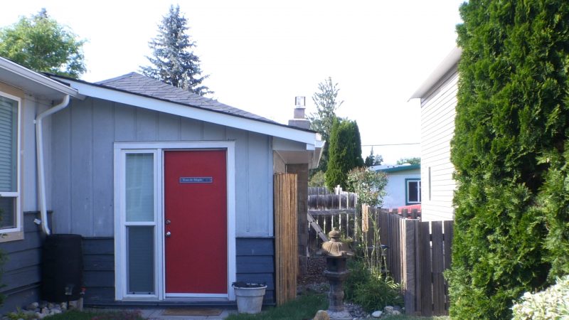 the maple b&b , armstrong bc
