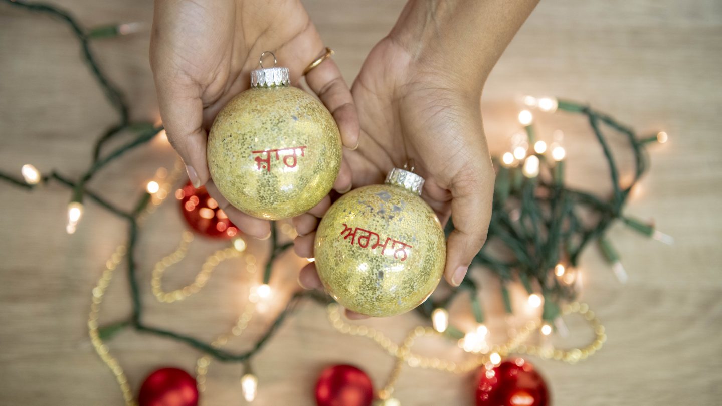 personalized glitter ornaments