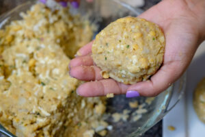 chole patty burgers, chickpea burgers, vegetarian burger patty